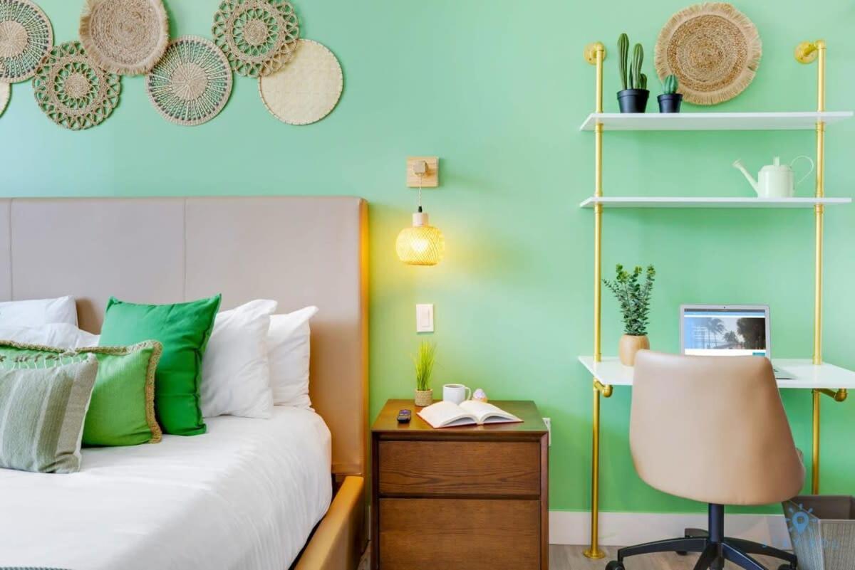 Rooftop Pool - Balcony - Hollywood Beach Broad - Walk Экстерьер фото